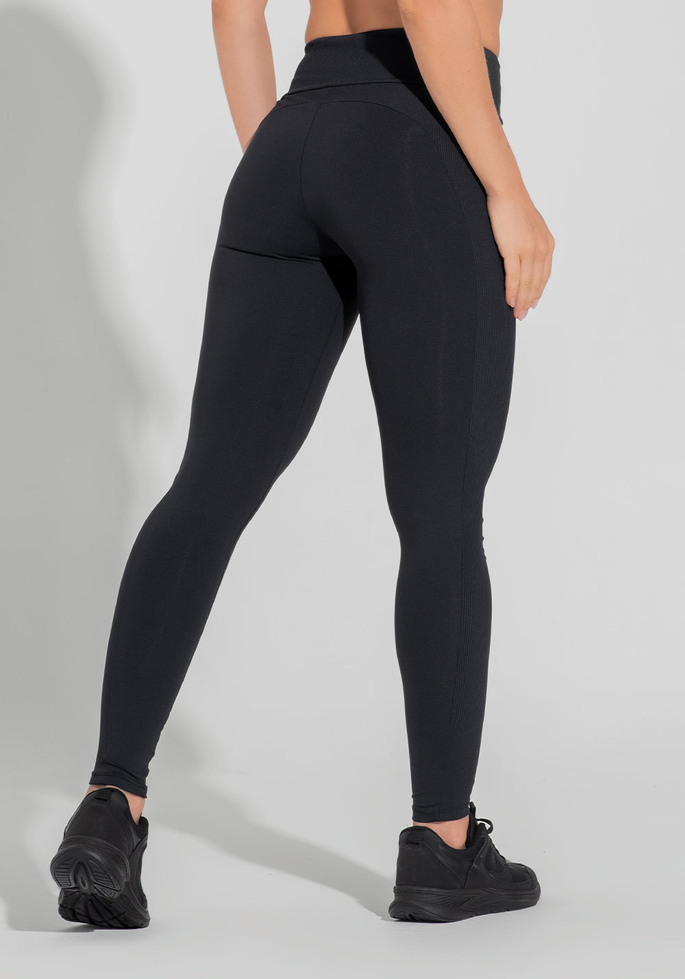 Legging Fitness Feminina Com Detalhe Canelado Motion Lines Dlk Preto