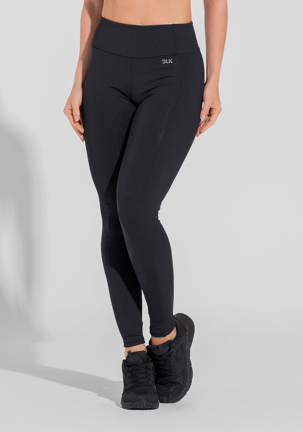 Legging Fitness Feminina Com Detalhe Canelado Motion Lines Dlk Preto