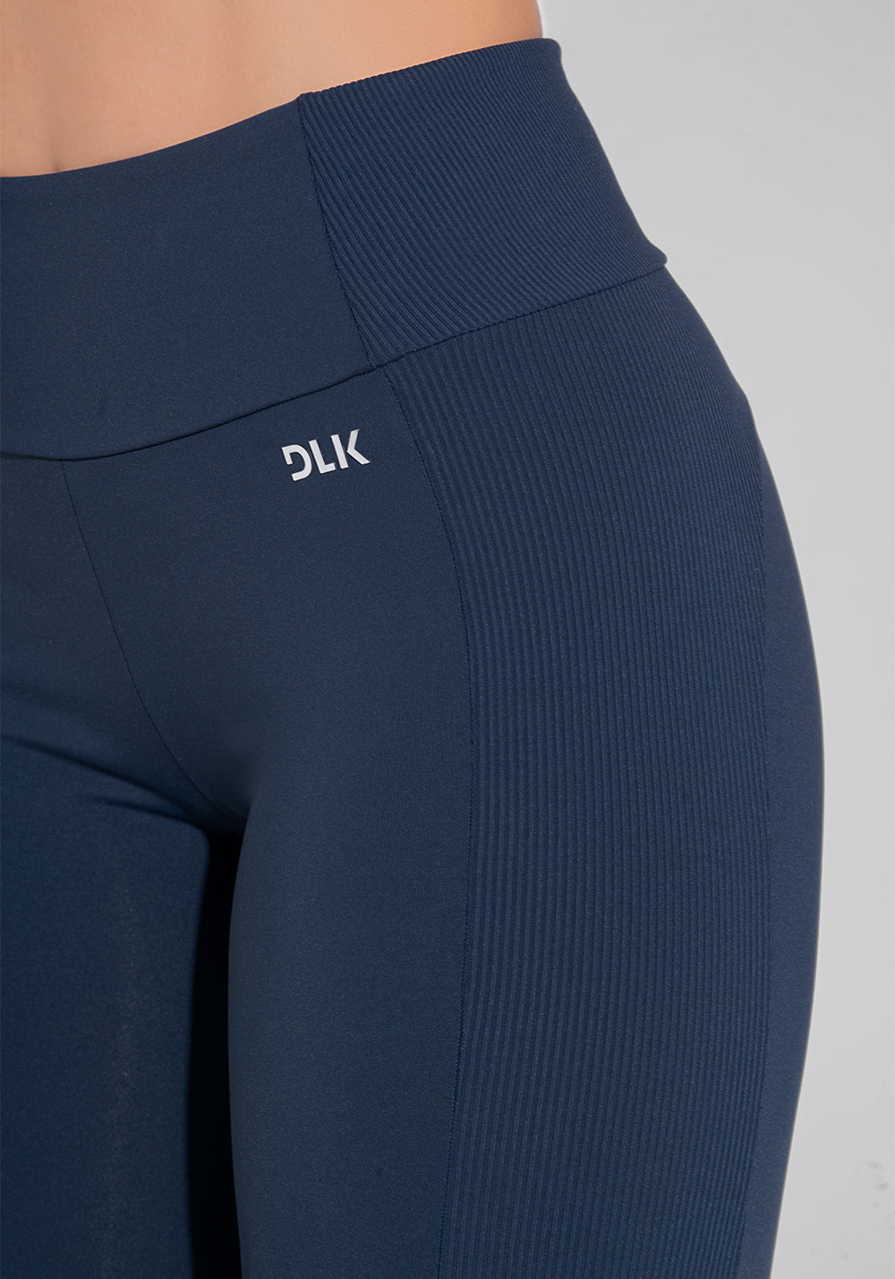 Legging Fitness Feminina Com Detalhe Canelado Motion Lines Dlk Azul Marinho