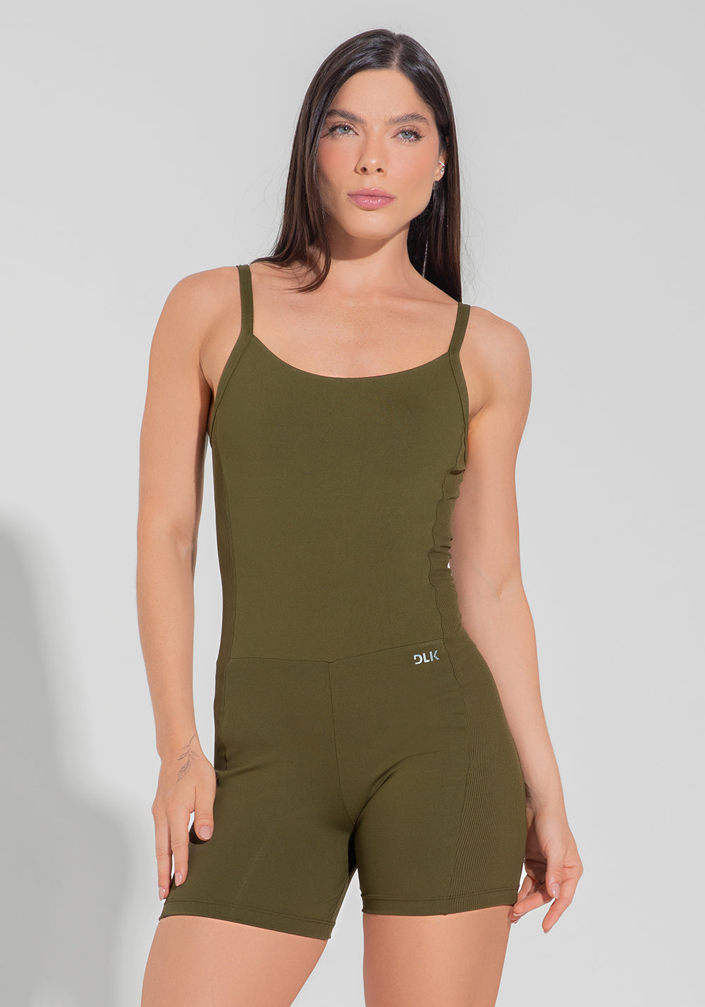 Macaquinho Fitness Feminino Com Lateral Canelada Motion Lines Dlk Verde Oliva