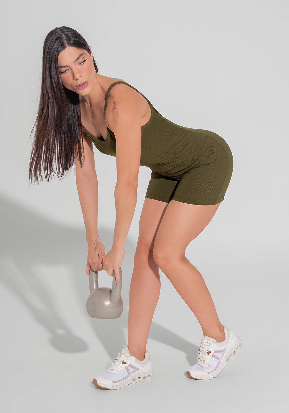 Macaquinho Fitness Feminino Com Lateral Canelada Motion Lines Dlk Verde Oliva