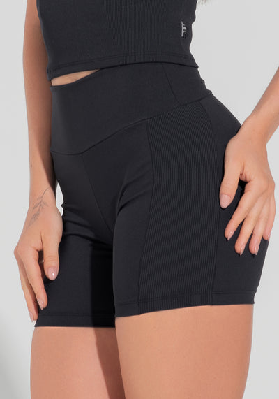Short Fitness Feminino Com Lateral Canelada Motion Lines Dlk Preto