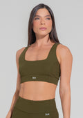 Top Fitness Feminino Nadador Anatômico Com Detalhe Canelado Motion Lines Dlk Verde Oliva