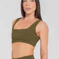 Top Fitness Feminino Decote Quadrado Com Detalhe Canelado Motion Lines Dlk Verde Oliva