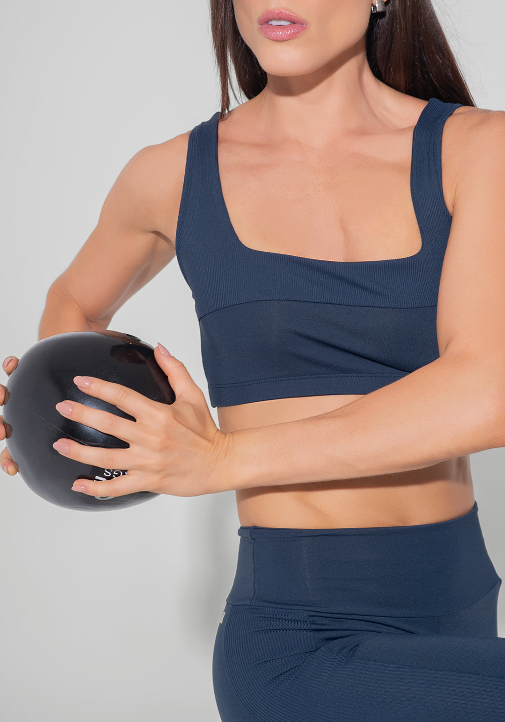Top Fitness Feminino Decote Quadrado Com Detalhe Canelado Motion Lines Dlk Azul Marinho