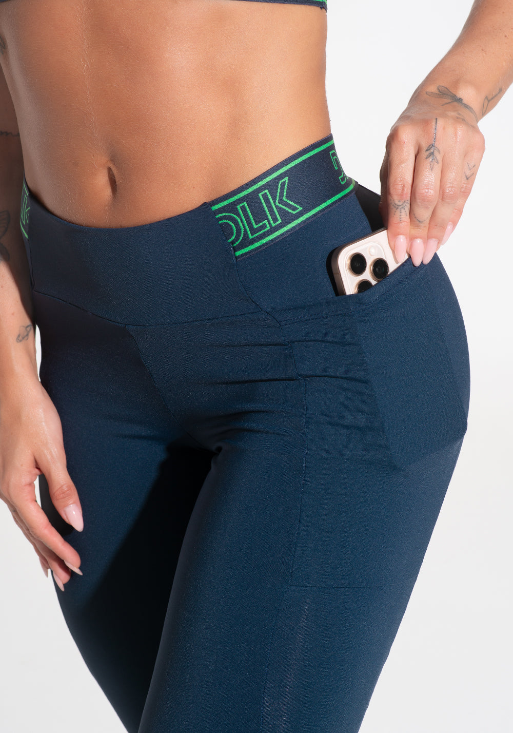 Legging Fitness Feminina Com Bolsos E Elástico No Cós Activity Dlk Azul Marinho