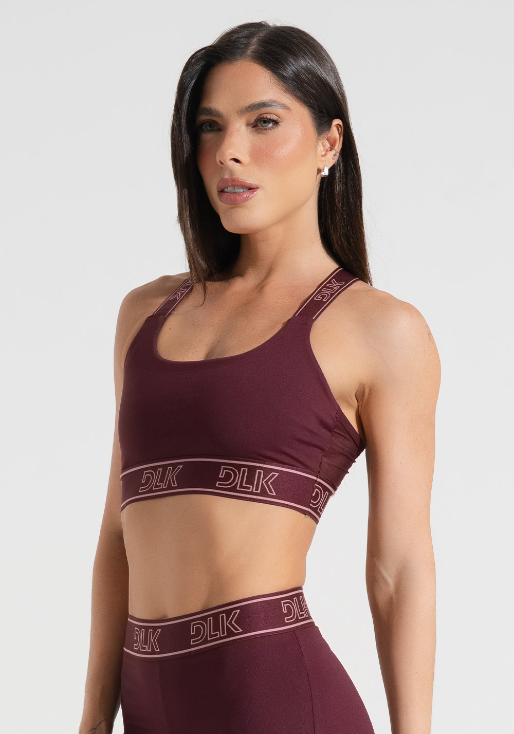 Top Fitness Feminino Com Bojo E Alças De Elástico Com Tule Nas Costas Activity Dlk Vinho