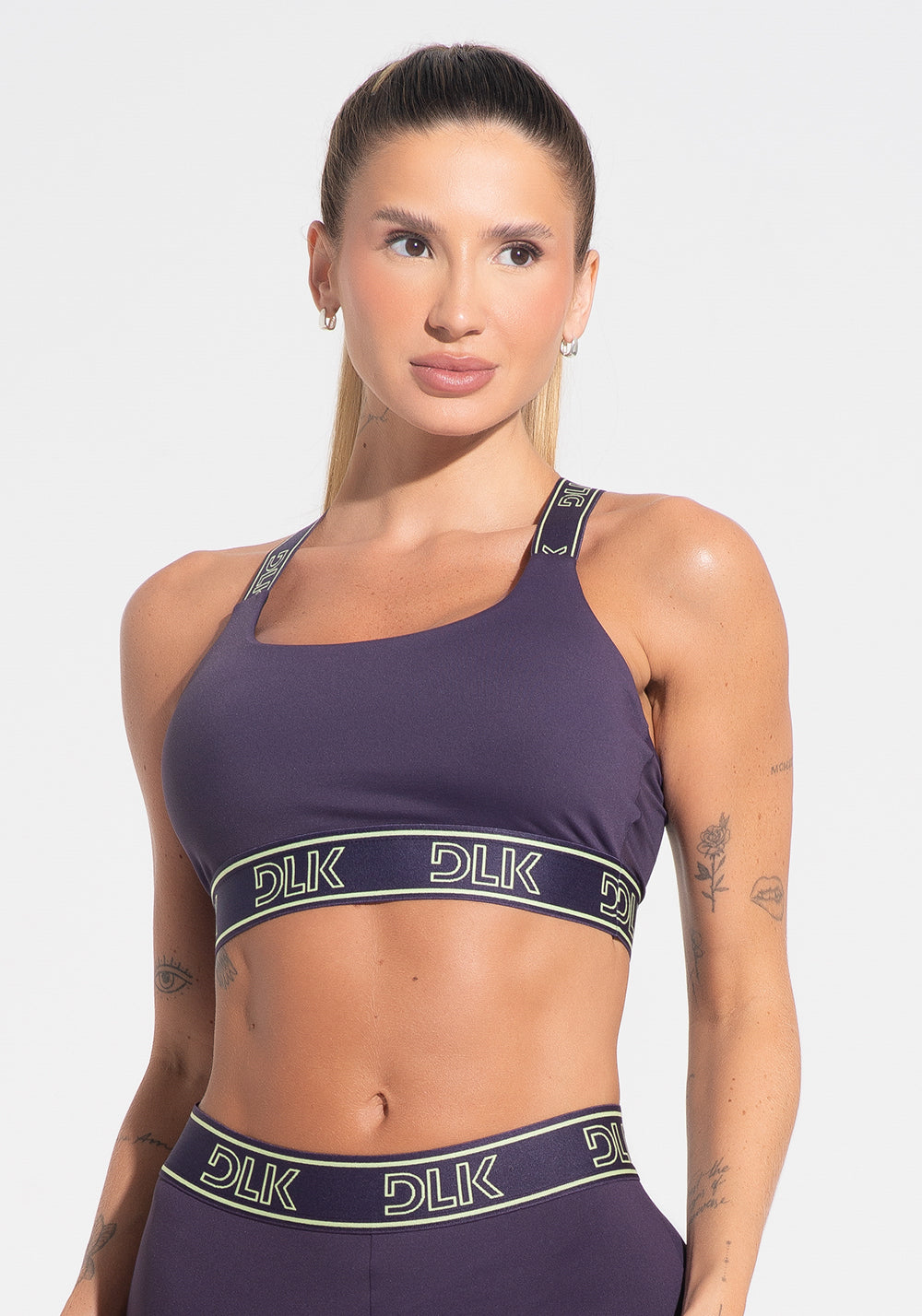 Top Fitness Feminino Com Bojo E Alças De Elástico Com Tule Nas Costas Activity Dlk Roxo