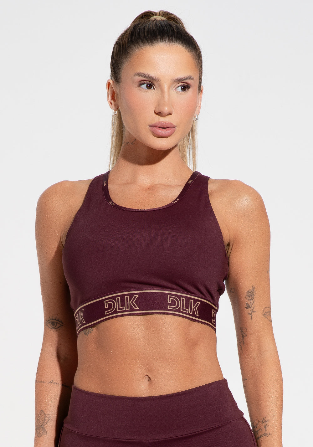 Top Fitness Feminino Com Bojo E Costas Vazadas Com Elástico Activity Dlk Vinho