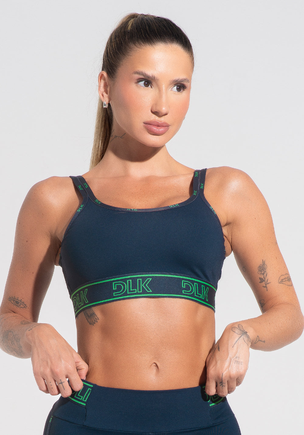 Top Fitness Feminino Com Bojo E Alças Duplas De Elástico Activity Dlk Azul Marinho