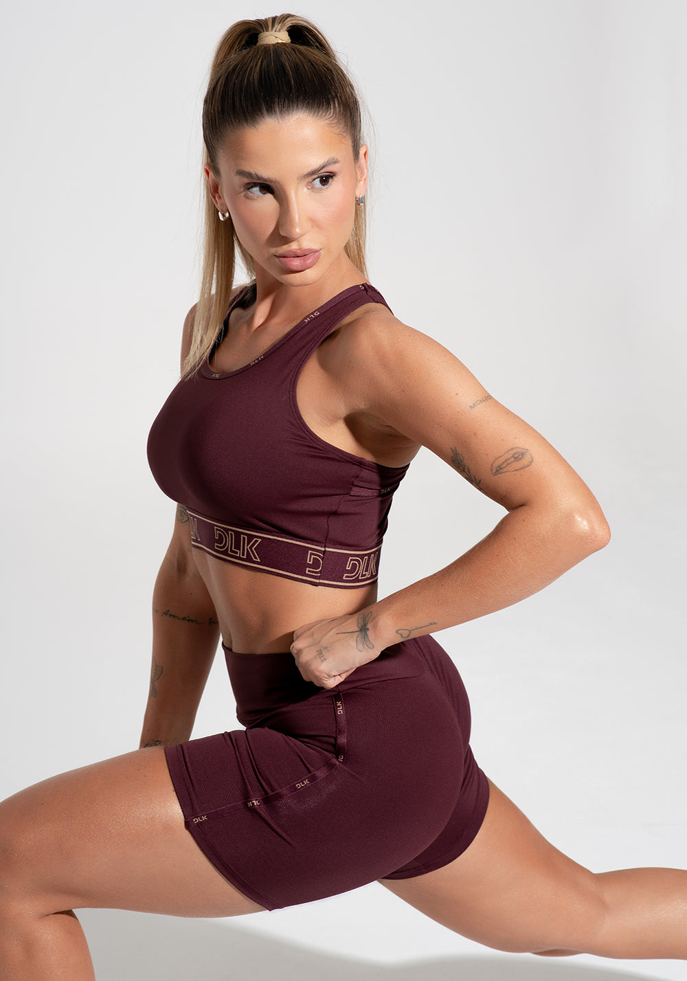 Bermuda Fitness Feminina Com Elástico Estreito Lateral Activity Dlk Vinho