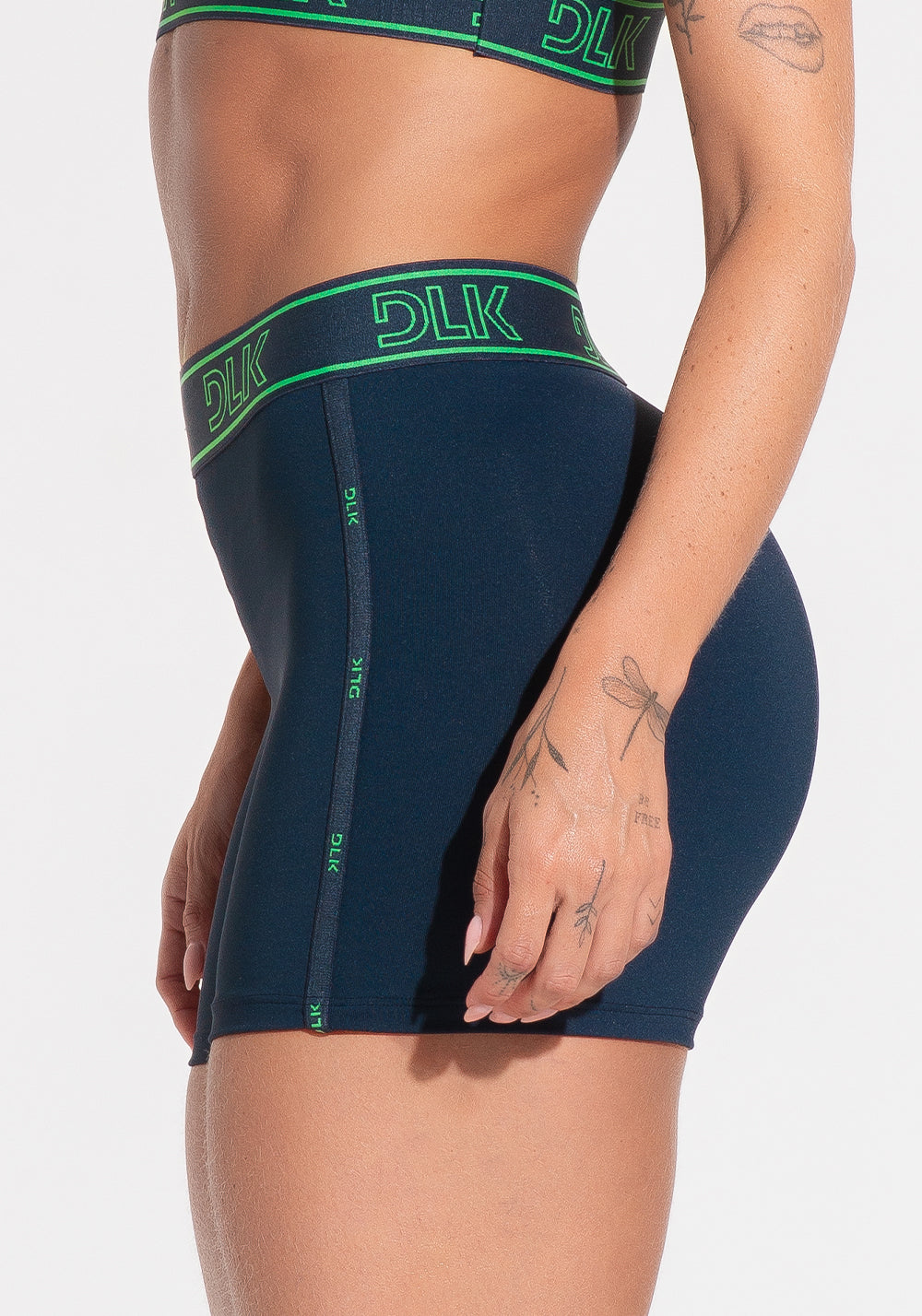 Short Fitness Feminino Com Elásticos No Cós E Na Lateral Activity Dlk Azul Marinho