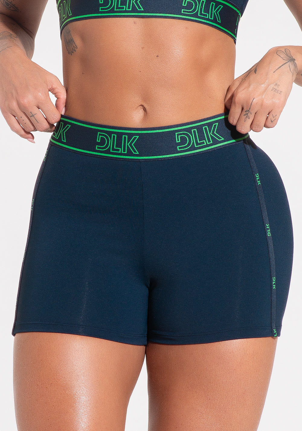 Short Fitness Feminino Com Elásticos No Cós E Na Lateral Activity Dlk Azul Marinho