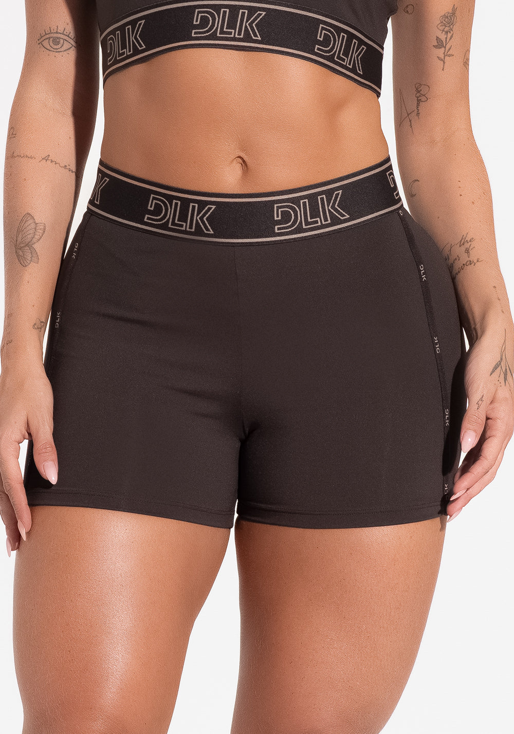 Short Fitness Feminino Com Elásticos No Cós E Na Lateral Activity Dlk Marrom Café