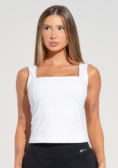 Camiseta Fitness Feminina com Decote Quadrado Branco Básica Dlk