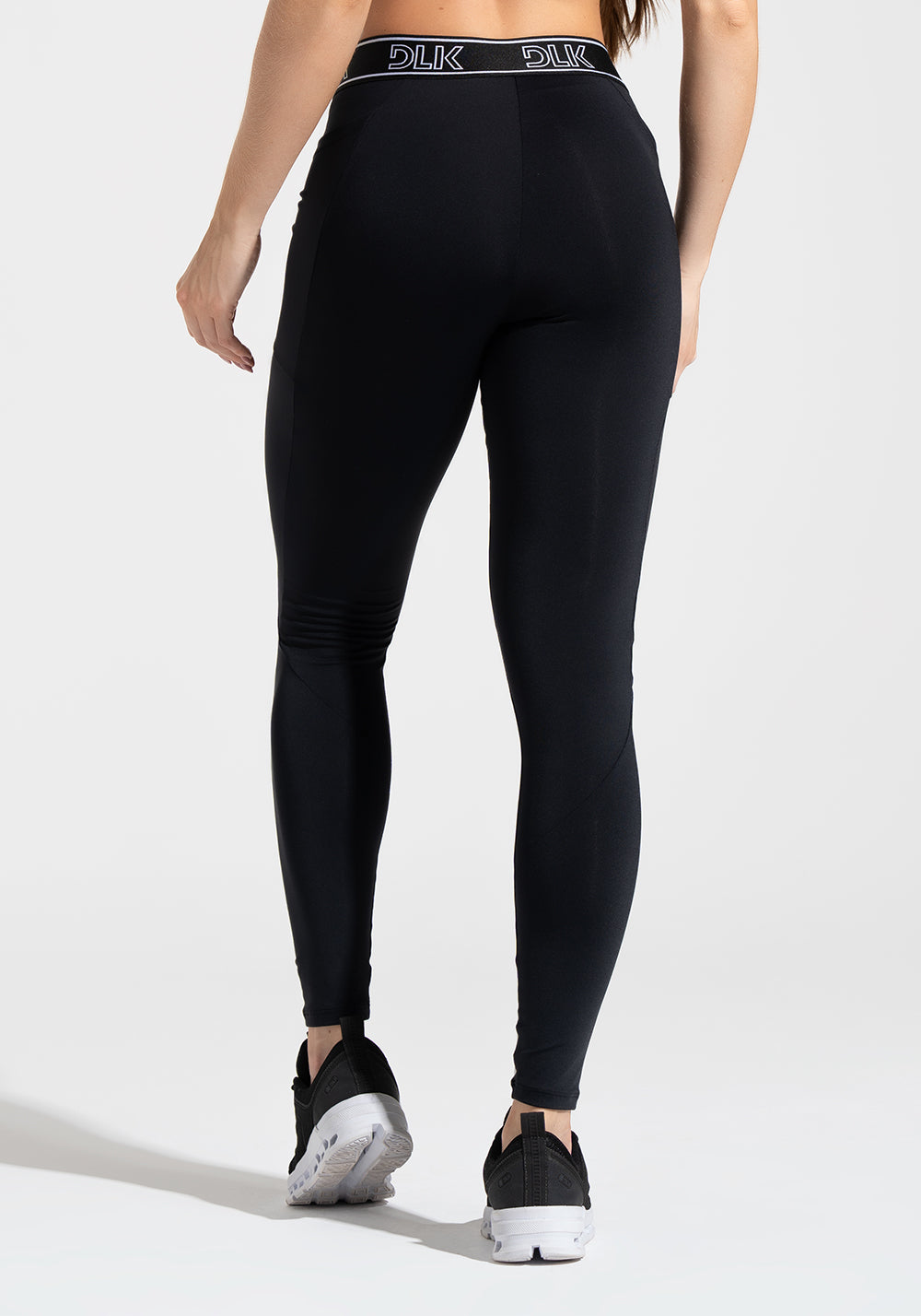Legging Fitness Feminina com Bolsos e Elástico No Cós Activity+ Dlk Preto e Branco