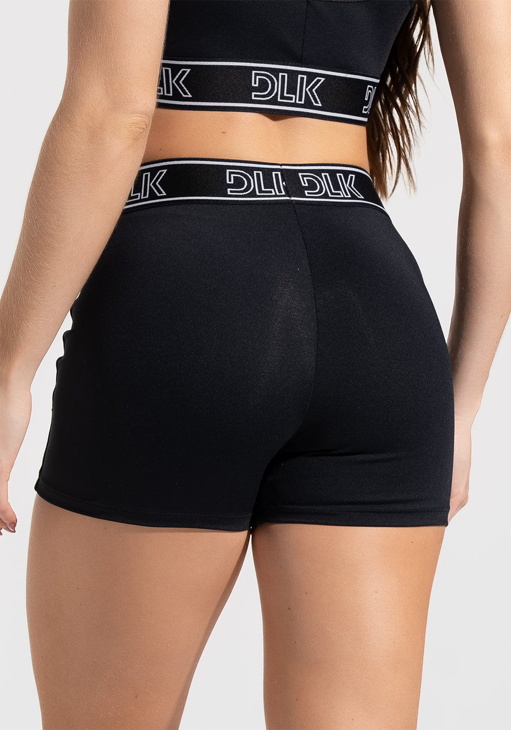 Short Fitness Feminino com Elásticos No Cós e Na Lateral Activity+ Dlk Preto e Branco