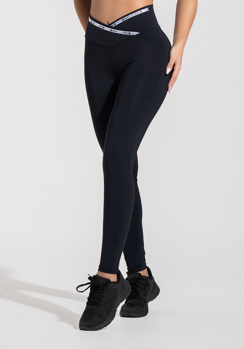Legging Fitness Feminina com Cós Transpassado e Elástico Athletic Dlk Preto