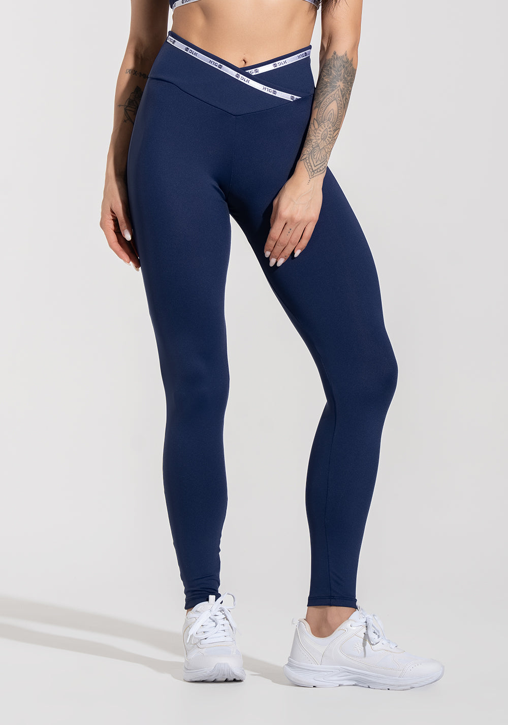 Legging Fitness Feminina com Cós Transpassado e Elástico Athletic Dlk Azul Marinho