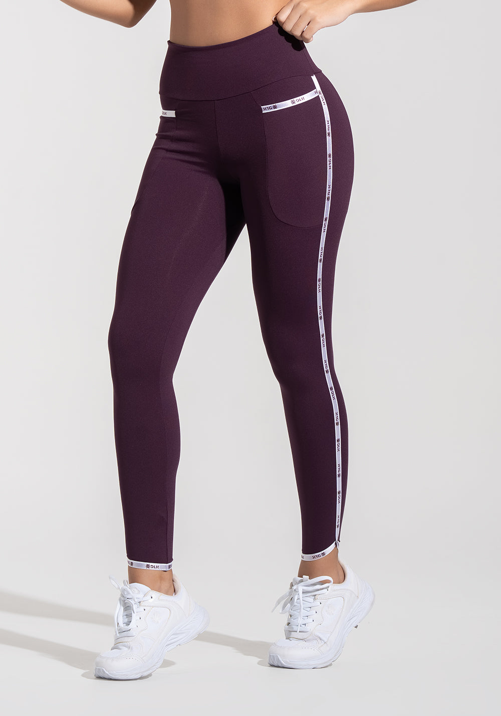 Legging Fitness Feminina com Bolsos e Elástico Athletic Dlk Roxo