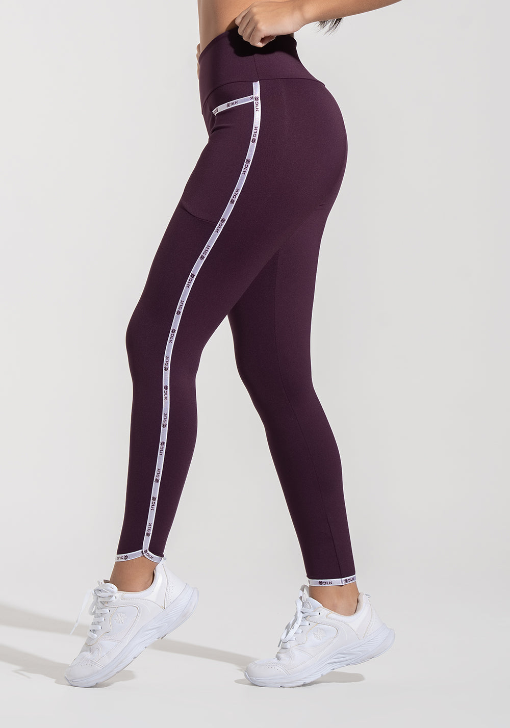 Legging Fitness Feminina com Bolsos e Elástico Athletic Dlk Roxo