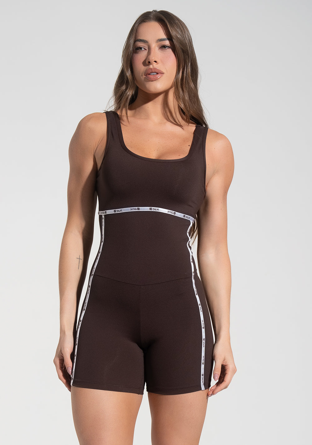 Macaquinho Fitness Feminino com Elástico Athletic Dlk Marrom