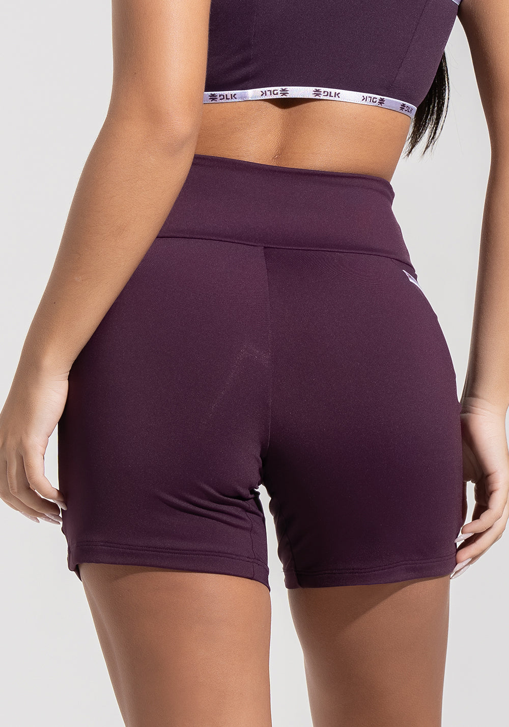 Short Fitness Feminino com Bolsos e Elástico Athletic Dlk Roxo