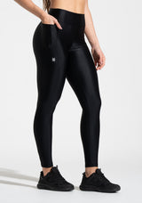 Legging Fitness Feminina com Bolsos Lume Dlk Preto