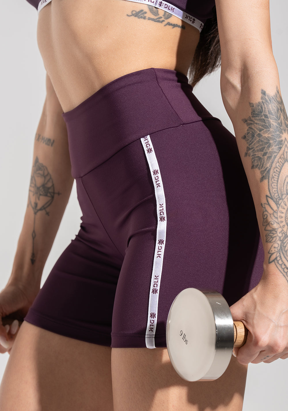 Short Fitness Feminino com Elástico Lateral Athletic Dlk Roxo