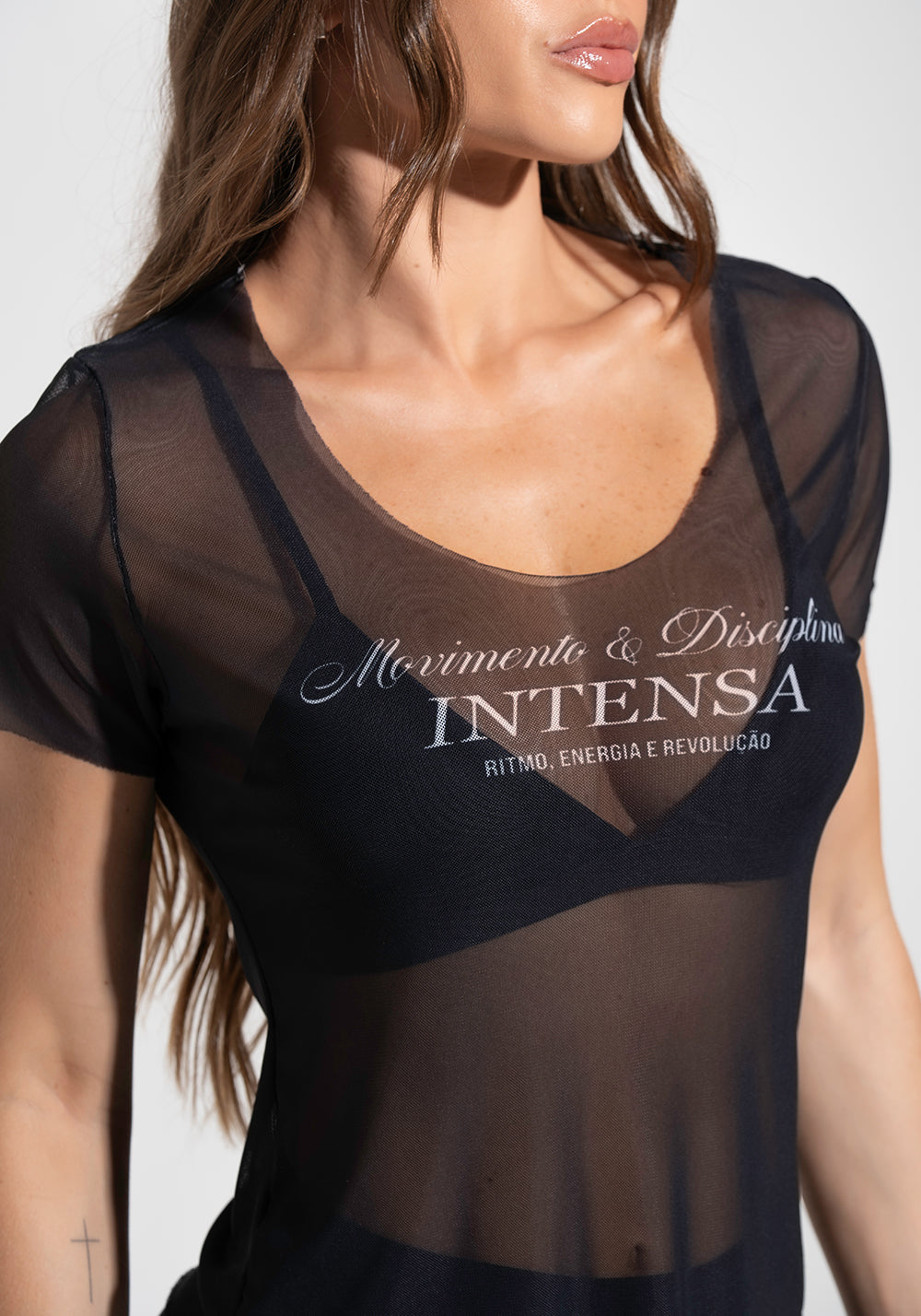 Blusa Baby Look Feminina de Tule Estampada Movimento e Disciplina Activity+ Dlk