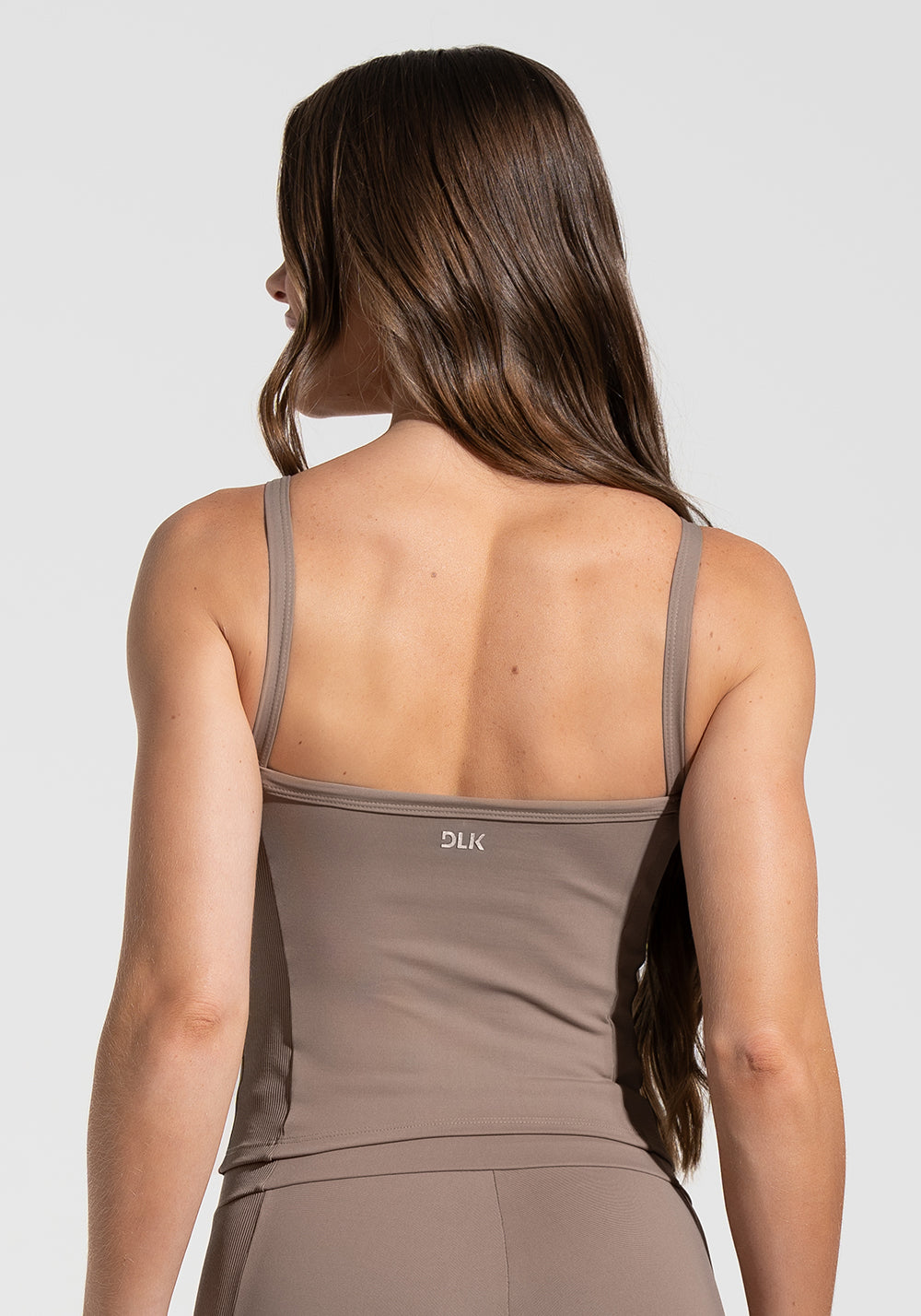 Top Alongado Fitness com Detalhe Canelado Motion Lines Dlk Cáqui
