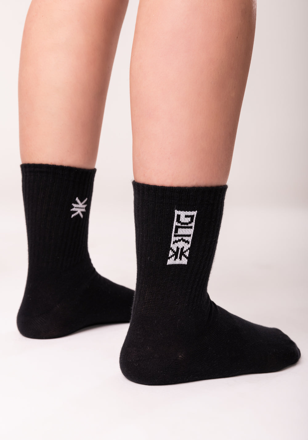 Meia Cano Médio Feminina Preto Dlk