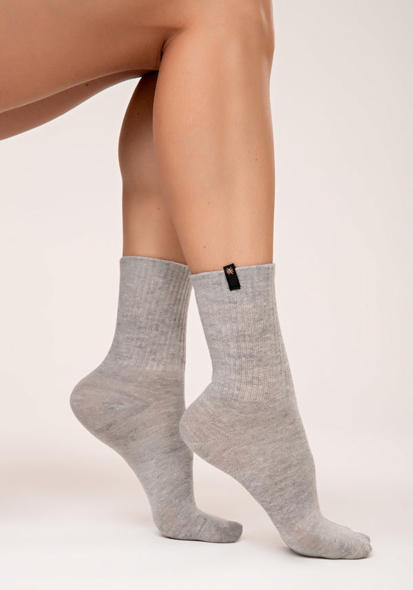 Meia Cano Médio Feminina Cinza Lush Dlk