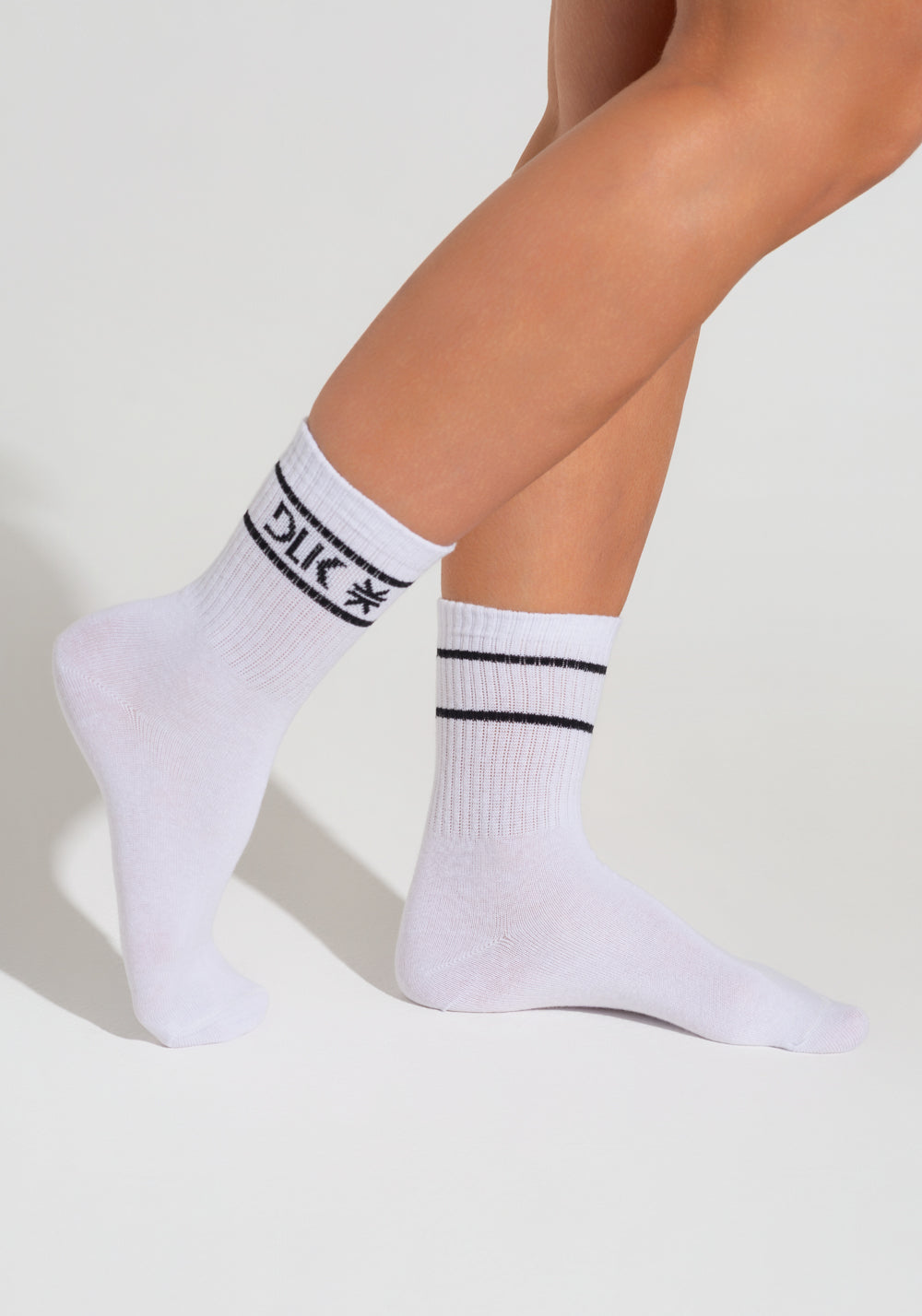 Meia Feminina Cano Médio Soul Dlk Branco Com Preto