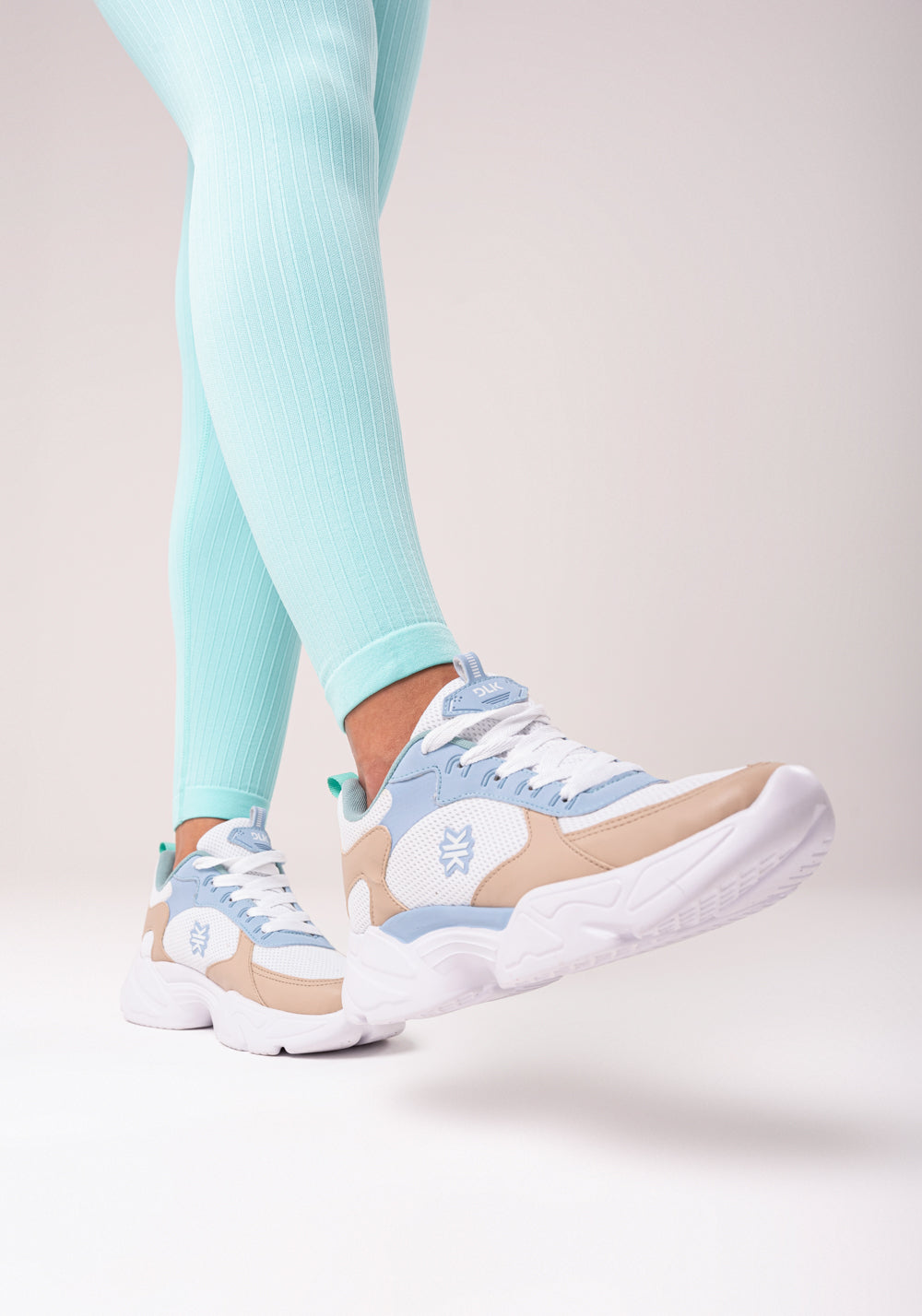 Tênis Chunky Feminino Bege Com Azul Dlk