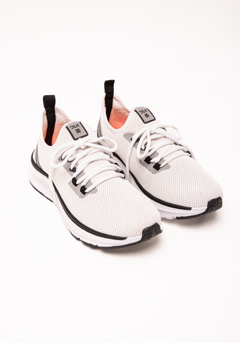Tênis Esportivo Branco E Cinza Com Dois Cadarços Dlk