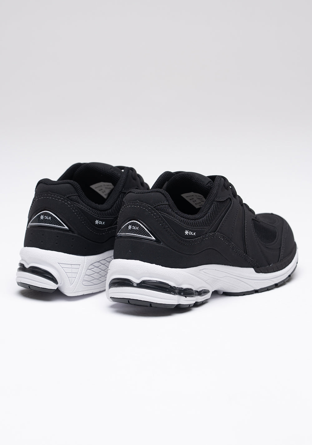Tênis Feminino Esportivo Dlk Preto e Branco