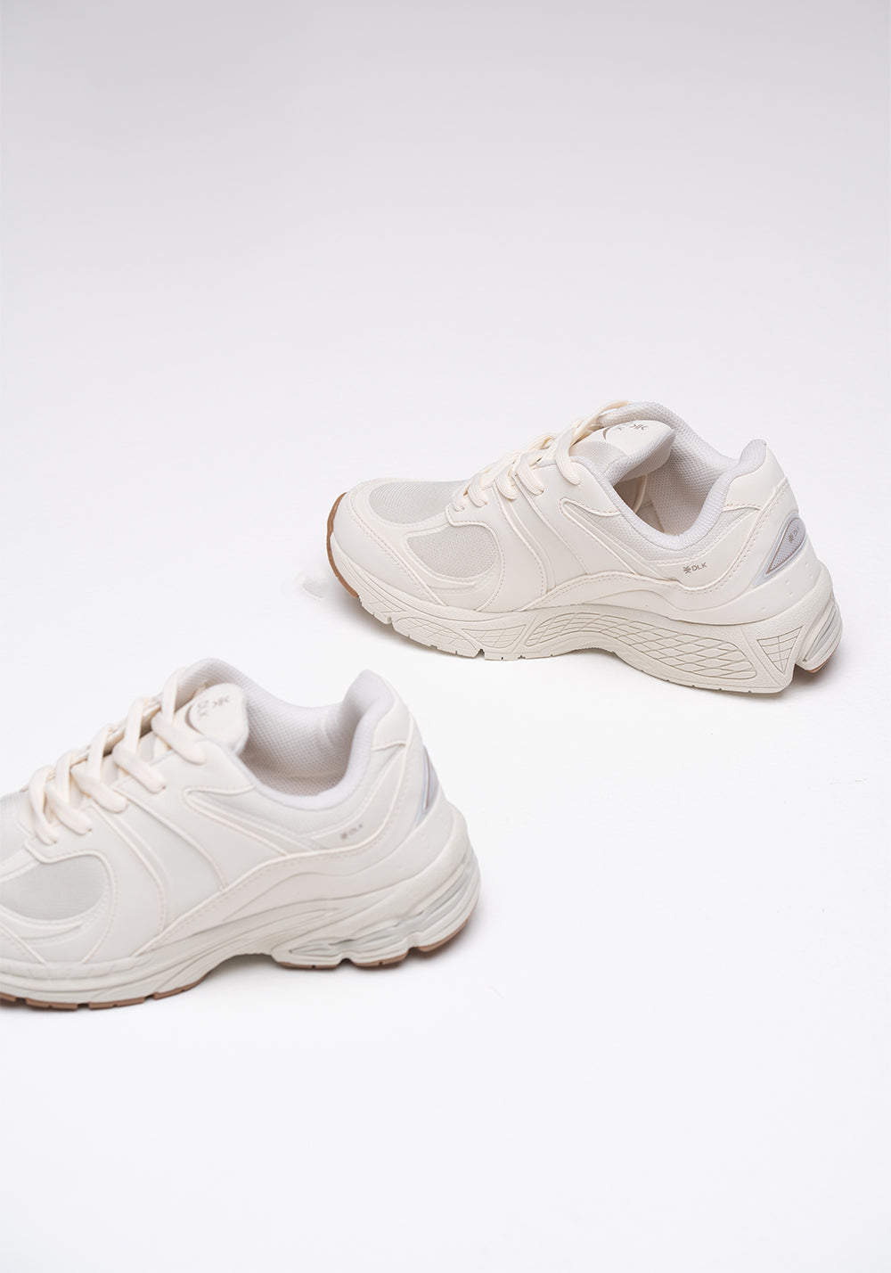 Tênis Feminino Esportivo Dlk Off White