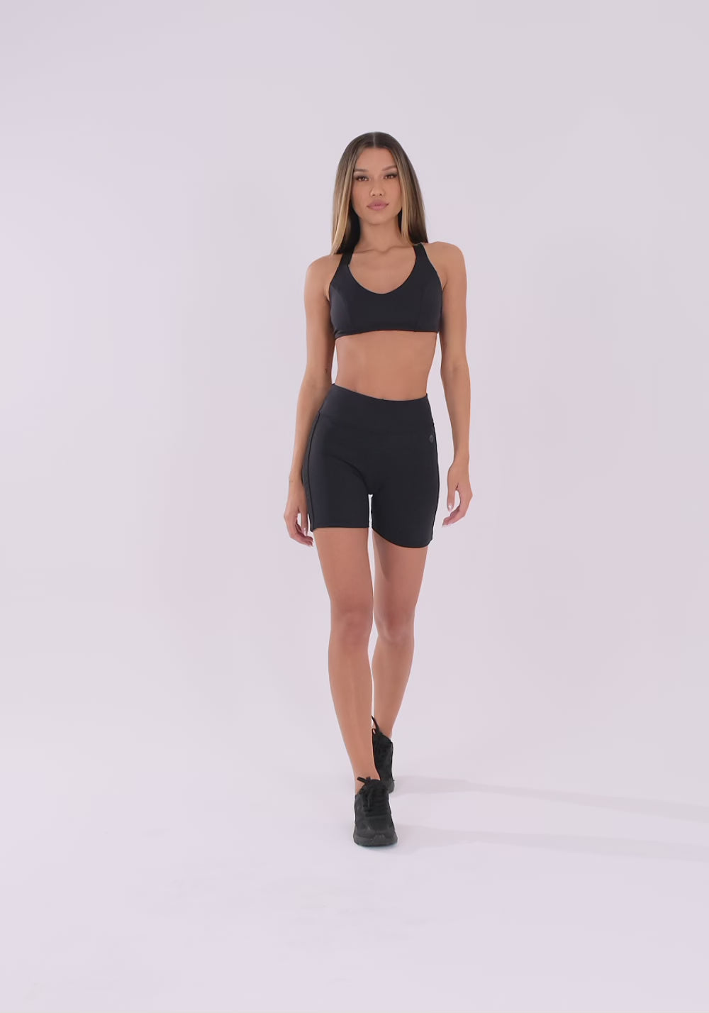 Bermuda Fitness Feminina Preto Com Elástico Lateral Oasis Dlk