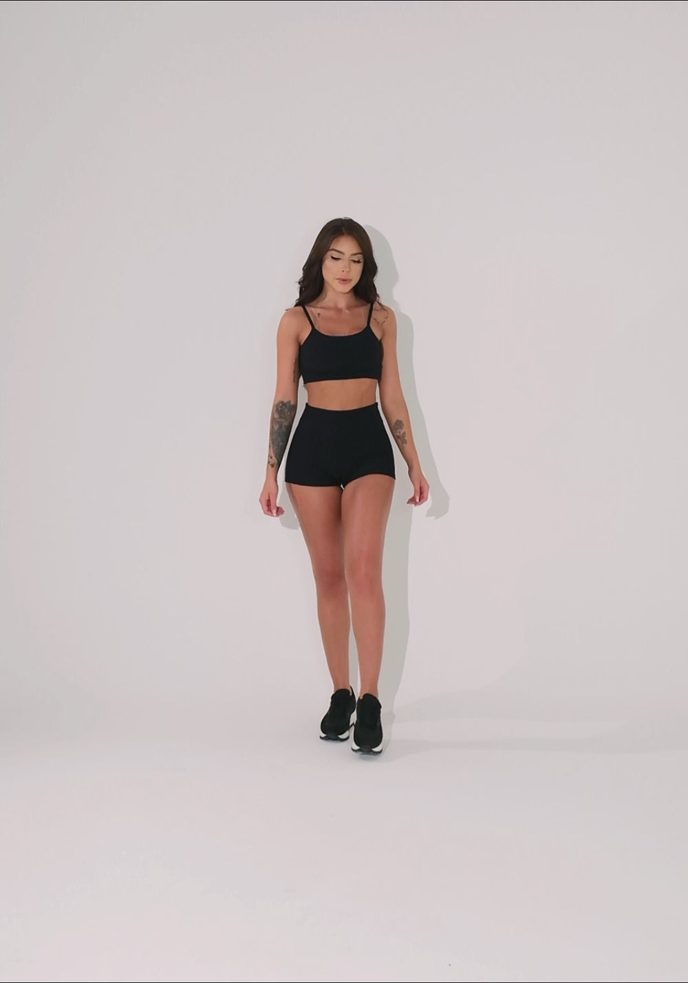 Short Fitness Feminino Preto Canelado Elegance Dlk