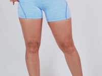 Short Nation Com Bolso Lateral Azul Dlk