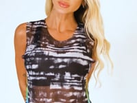 Cropped De Tule Printed Estampado Arco-íris Dlk