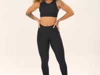 Calça Legging Preta Com Recortes Básico Dlk