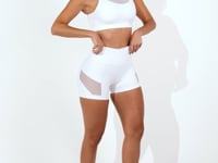 Short Fitness Feminino Branco Com Recorte Lateral Em Tule Intense Dlk