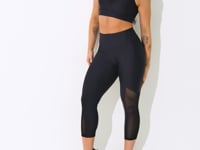 Corsário Fitness Feminino Preto Com Recortes Em Tela Intense Dlk