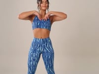 Top Fitness Feminino Euphoria Com Alça Dupla Estampa Animal Blurred Dlk
