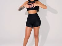 Top Fitness Feminino Preto Canelado Cut-out Elegance Dlk