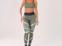 Top Fitness Feminino Com Bojo Estampado Strong Verde Printed Dlk