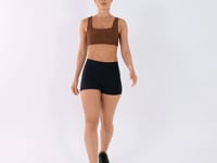 Top Fitness Feminino Marrom Com Recortes E Decote Reto Intense Dlk