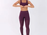 Top Fitness Feminino Malbec Com Recortes E Decote Reto Dlk